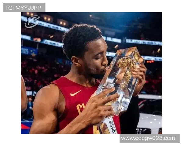 突发！米切尔宣布将离队，球迷不舍告别